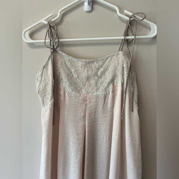 Anthropology - Picture 4 of 7